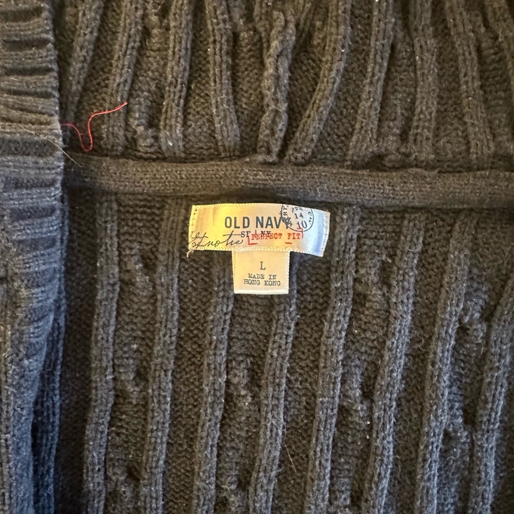 Large old navy knit sweater - Picture 2 of 2